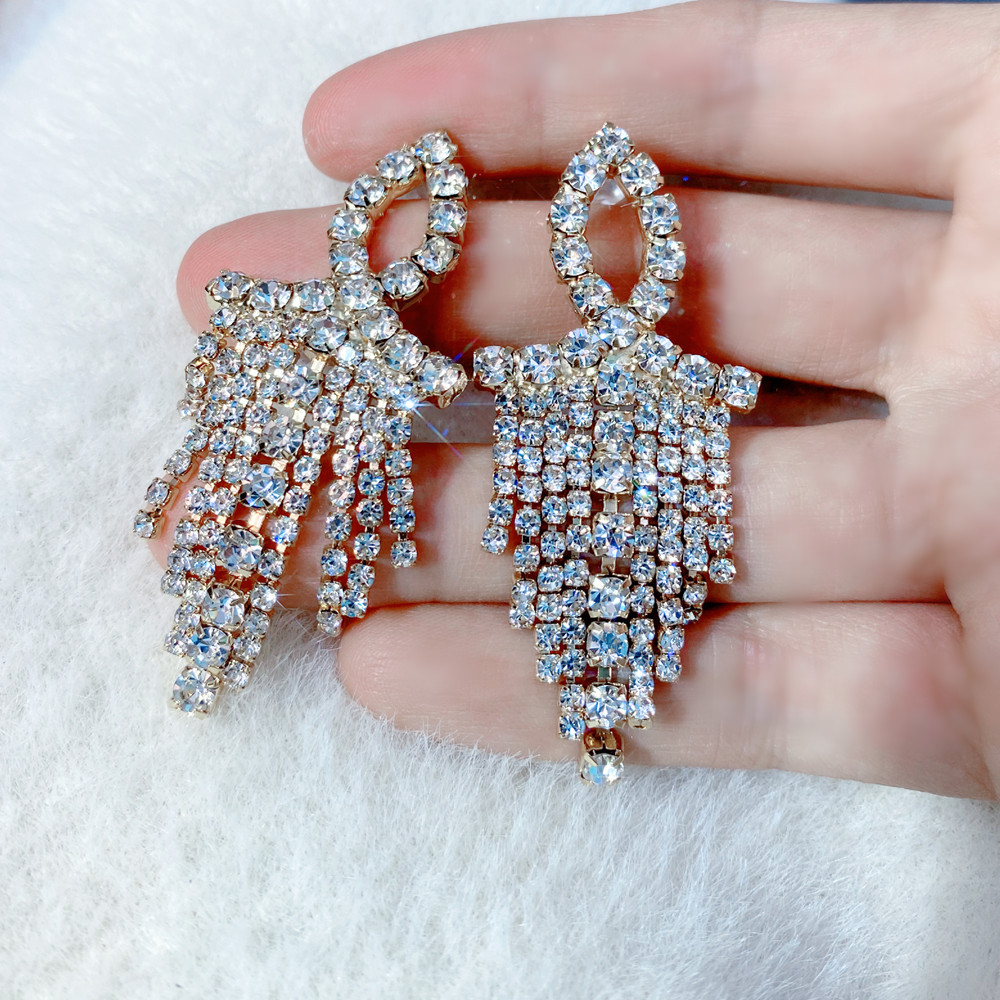 Pendientes Sencillos De Diamantes Con Borla Cruzada display picture 3