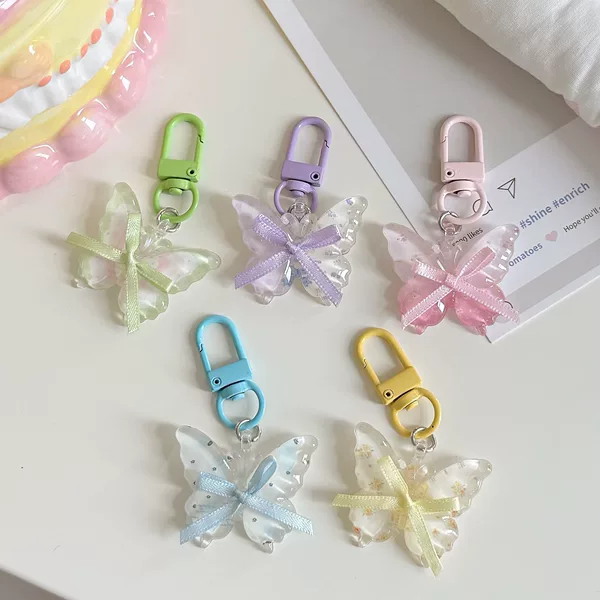 New spring and summer collection: delicate and ethereal butterfly keychains, perfect for adding a touch of fresh, girly charm to your backpack or as a gift for your best friend