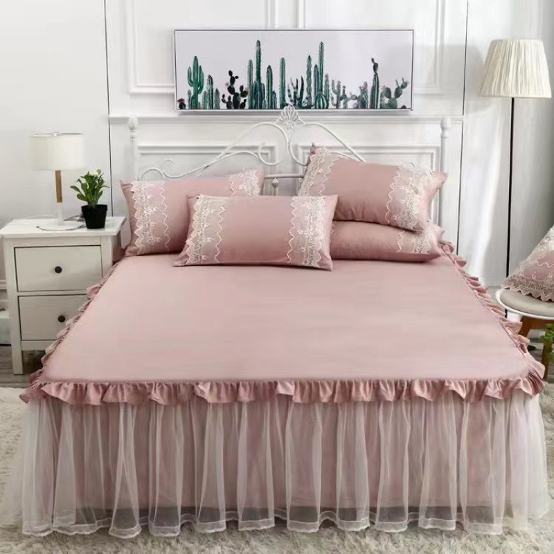 Bedspread non-slip Bedspread Korean Edition Princess wind Cotton bed skirts Three Chromatography Lace fresh Bed covers Bed cover