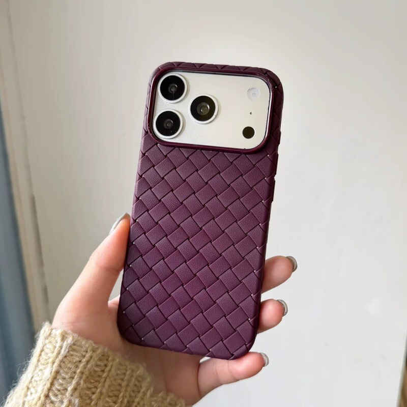 Suitable for iPhone 18 Pro Max, featuring a woven pattern for heat dissipation; Apple 17 Pro Max, minimalist full-coverage protective case; also available for iPhone 16 Suitable for iPhone 18 Pro Max, featuring a woven pattern for heat dissipation; Apple 17 Pro Max, minimalist full-coverage protective case; also available for iPhone 16