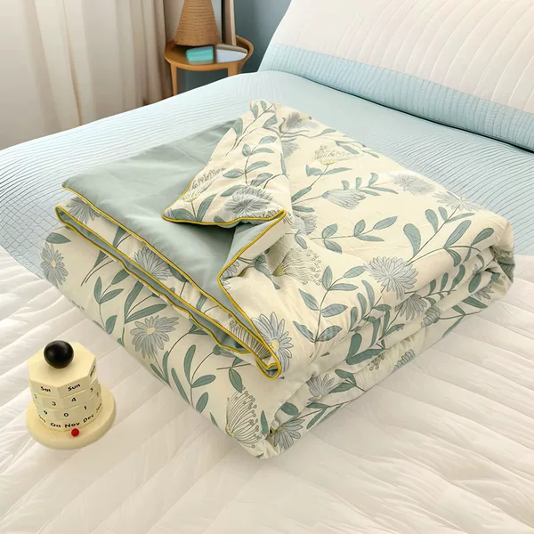 Class a Washed Cotton Double-Layer Gauze Quilt, Air-Conditioning Quilt Core, Summer Cooling Quilt, Thin Summer Quilt, Single/Double, Machine Washable, Gift Quilt
