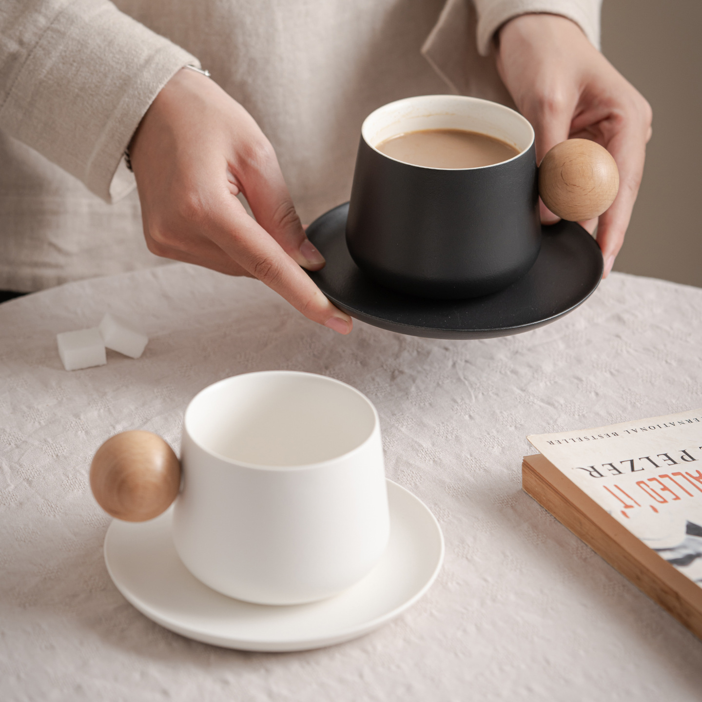Japanese-style Coffee And Saucer Set, High-end Design, Home-use Ceramic Mug, Stylish Office Afternoon Tea Cup_voghion.com