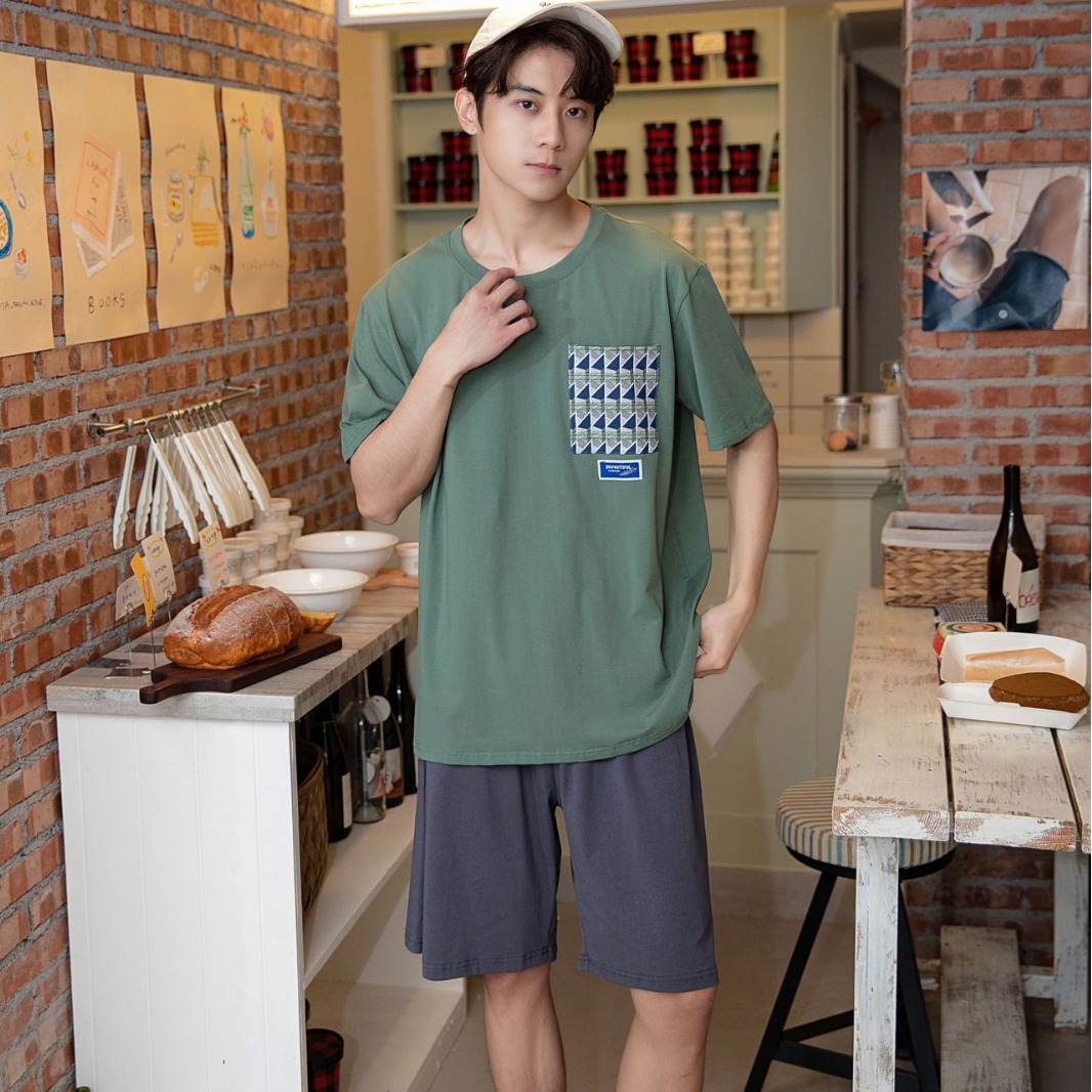 잠자는 통 남자 잠옷 여름 쿨 코튼 편안한 남자 간단한 풀오버 반팔 반소매 바지 여름 얇은 홈 옷