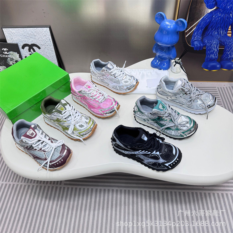 Celebrity-Inspired Bv Jogging Shoes 2026 New Couple's German Training Style Mesh Casual Breathable Dad Shoes