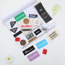 牛仔裤真皮压花皮牌 宠物箱包仿皮革印花皮标 户外用品压印PU标签