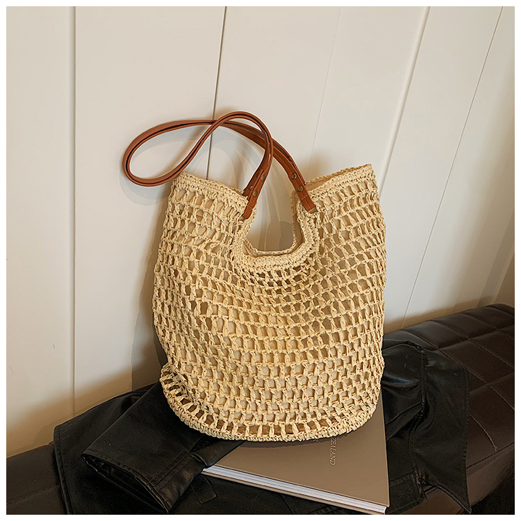 Seaside vacation 2024 new summer grass commuting tote bar large capacity handmade woven bag_voghion.com