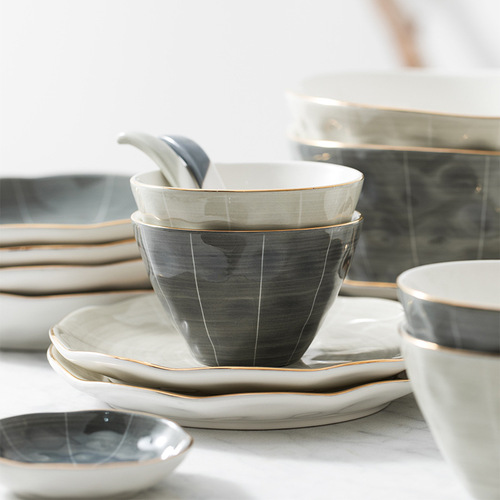 European-style light luxury gold edge underglaze ceramic tableware set, including bowls, plates, and dishes, for home use, serving plates, soup bowls, eating bowls, chopsticks, and plates