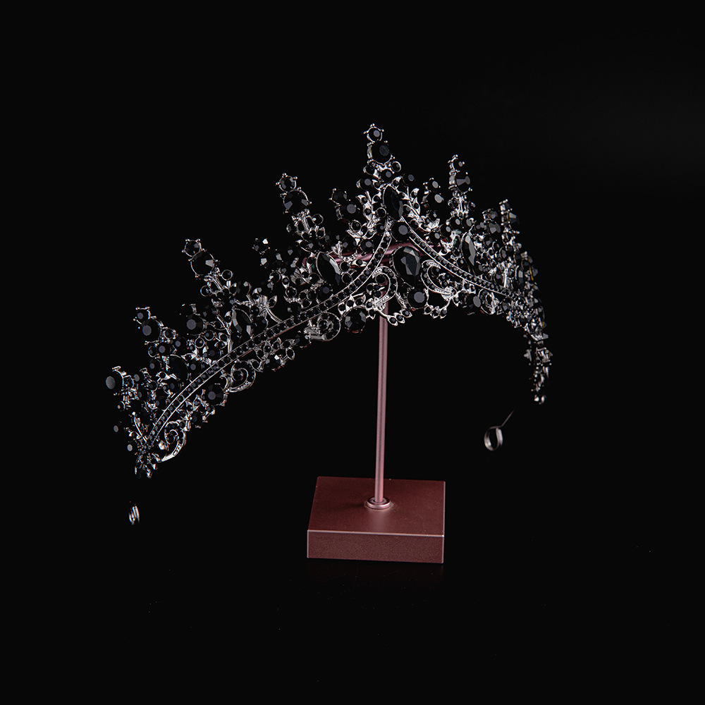 2024 verano explosivo material de aleación galvanizado estilo simple princesa corona de cumpleaños corona de boda corona de novia