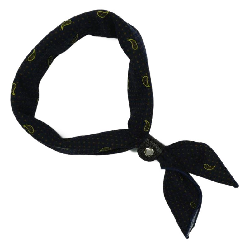 Маленький квадратный шарф в корейском стиле, модный женский шелковый шарф из искусственного шелка, весенне-осенний платок с ретро-рисунком и кожаной пряжкой от производителя.