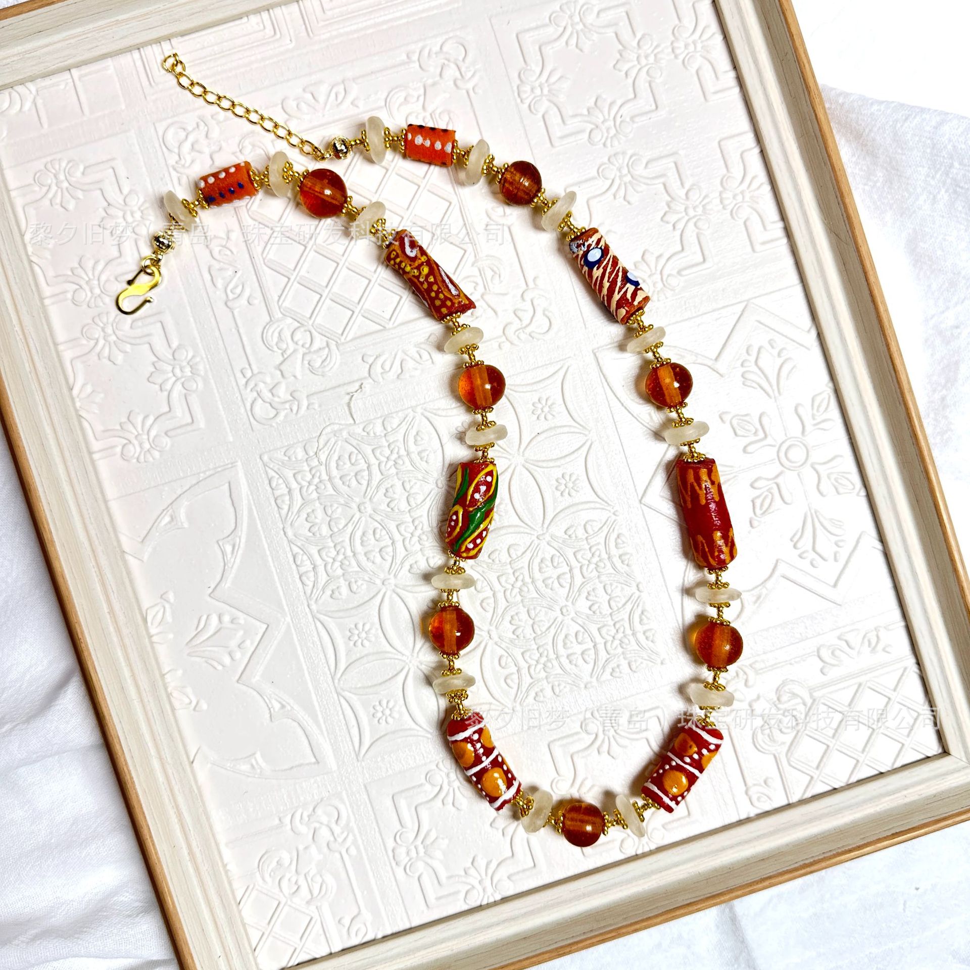 Small women's old glass necklace accessories rule hand-woven pure copper accessories retro senior sense pattern jewelry