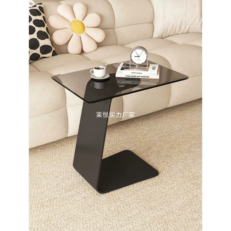 Журнальный столик из закаленного стекла в европейском стиле для маленькой квартиры, гостиная, светлый роскошный диван, боковой столик, современный минималистичный домашний съемный столик