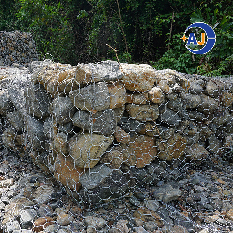 石笼格宾网箱镀锌铅丝铁丝河道防汛护宾笼雷诺护垫源头生产工厂