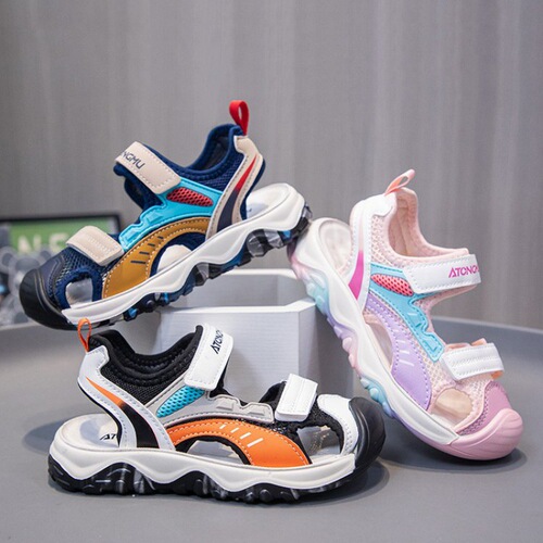 Children's sandals for boys, new summer non-slip sandals with soft soles, for boys, beach shoes, suitable for middle-aged children, non-slip and wear-resistant