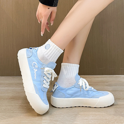 White shoes for women in summer ice silk canvas surface breathable casual large toe lace-up flat-soled sports ugly cute shoes for young students