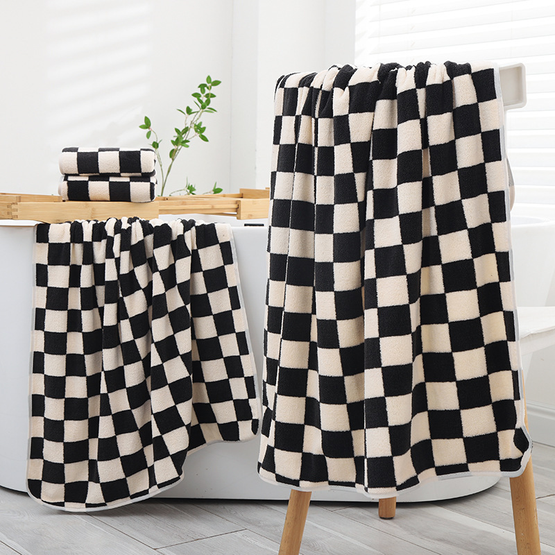 Autumn and Winter New Ins Black and White Checkerboard Towel Coral Velvet Couple Bath Towel Shower Cap Soft Set Towel Wholesale Quick Drying