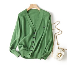 星球刺绣点缀宽松显瘦中长款插肩袖全羊毛v领长袖针织开衫018