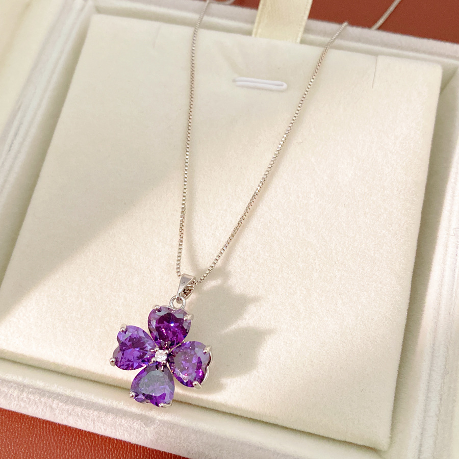 Viento frío personalidad flor de amor collar de piedra tierna lujo ligero estilo alto conjunto de joyería de nicho universal