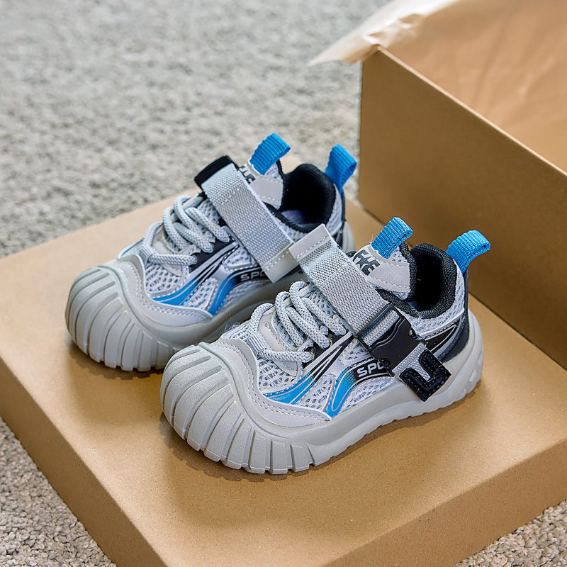 Otoño zapatos para niños zapatos deportivos para niños 2026 nuevos zapatos deportivos para niños al aire libre con suela suave ventilada