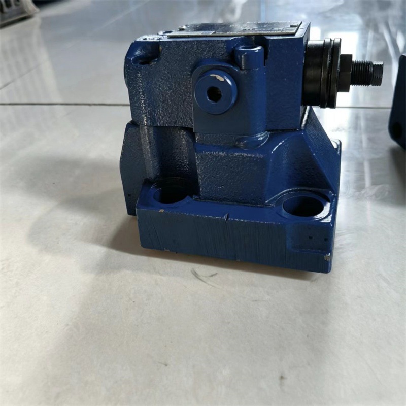 力士乐比例阀R901229602 4WRLE 10 Q5-85M-30/G24ETKO/A1WG02M性