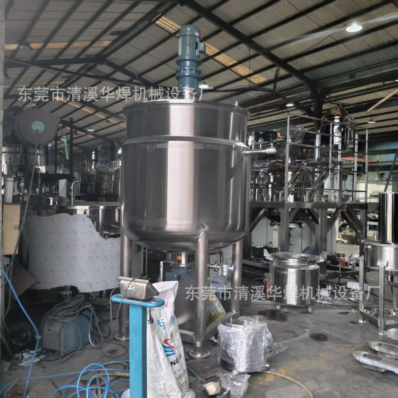 2吨液体乳化搅拌罐 食品糖浆搅拌罐 蒸汽加热搅拌机 微米乳化设备
