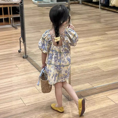 童裝女童連衣裙2024夏裝新款藍色碎花後背綁帶短袖裙子公主裙