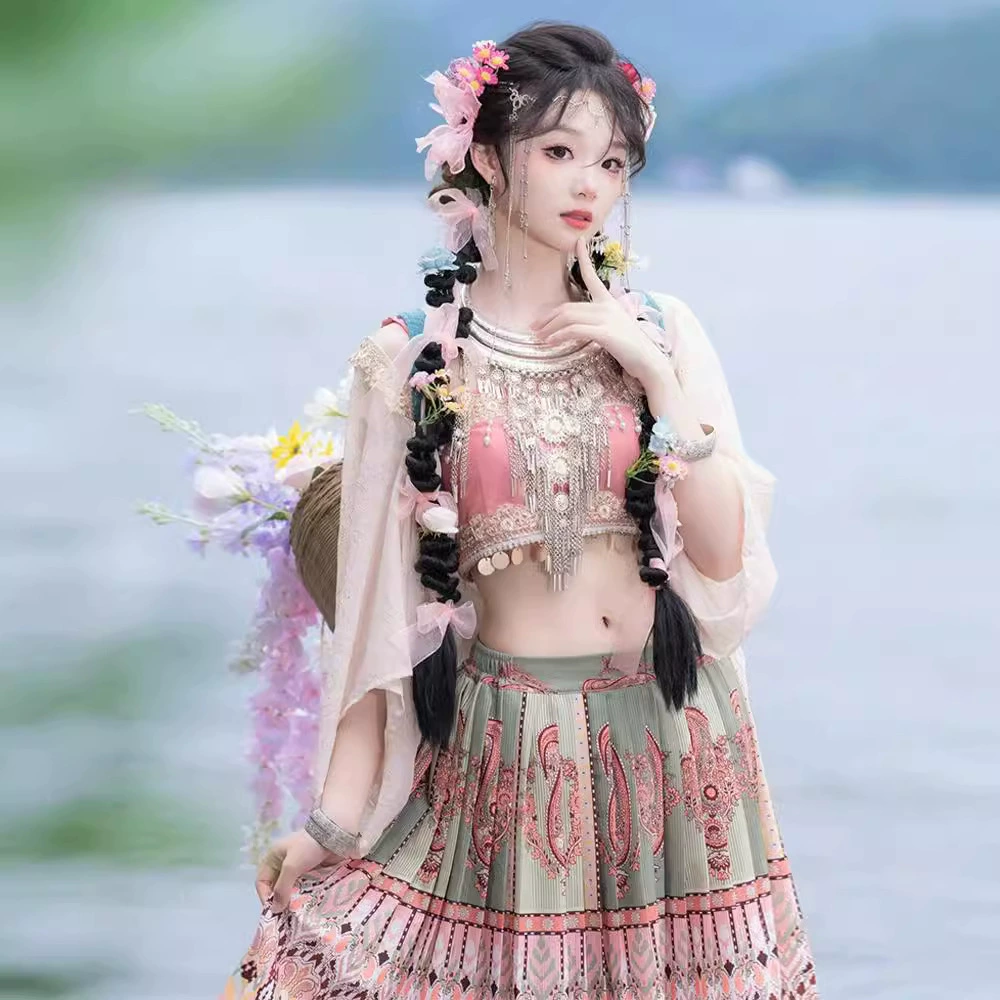 Цветение персика Девы Древний стиль