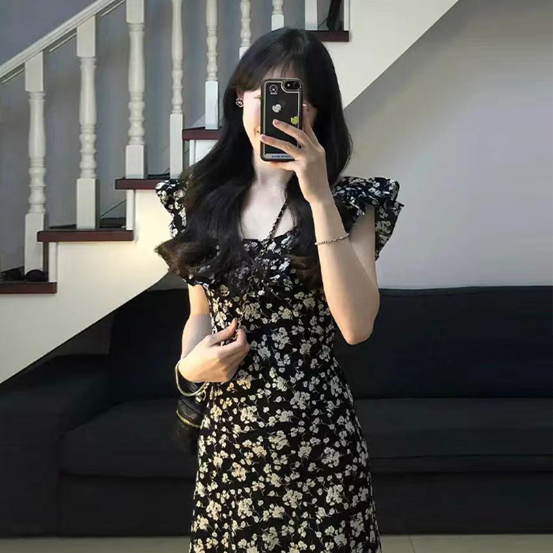 Tea Break French Hepburn Style Black Floral dress Children's Summer 2025 New Style Elegant Waist Long Dress