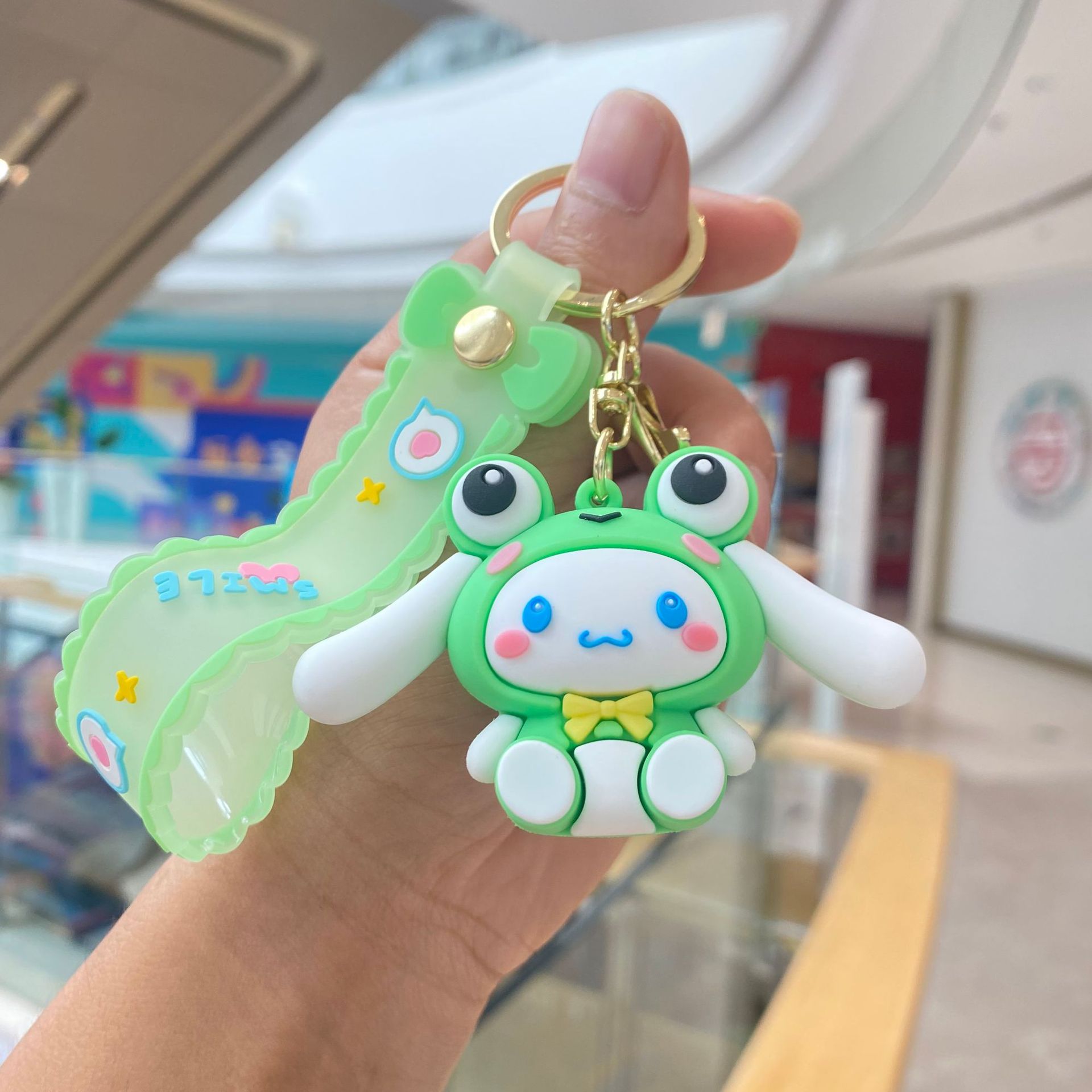 Dibujos animados Sanrio Yugui perro llavero coche llave colgante muñeca llavero bolsa colgante pequeños regalos