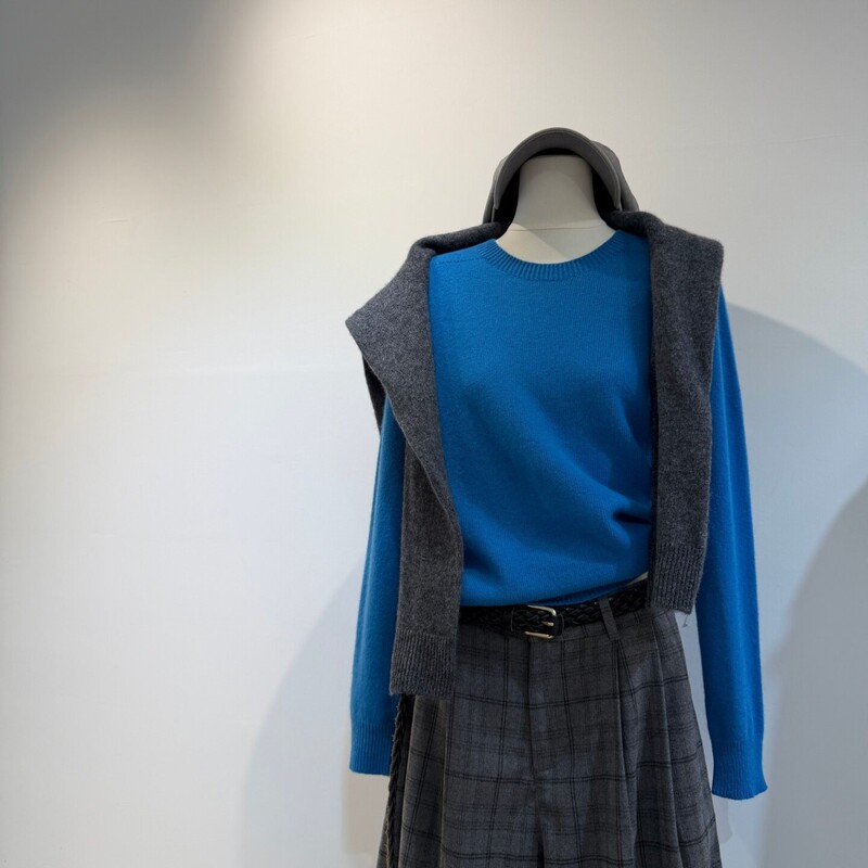 【Lazy Art Student】100% Wool Seamless Round Neck Pullover Knit Sweater, Simple and Loose, Perfect for Layering