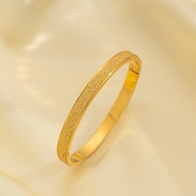 ĥɰ�濨�����CŮ�_���p��С���僷½�ɫ������Ȧ�C�ӕr�п�