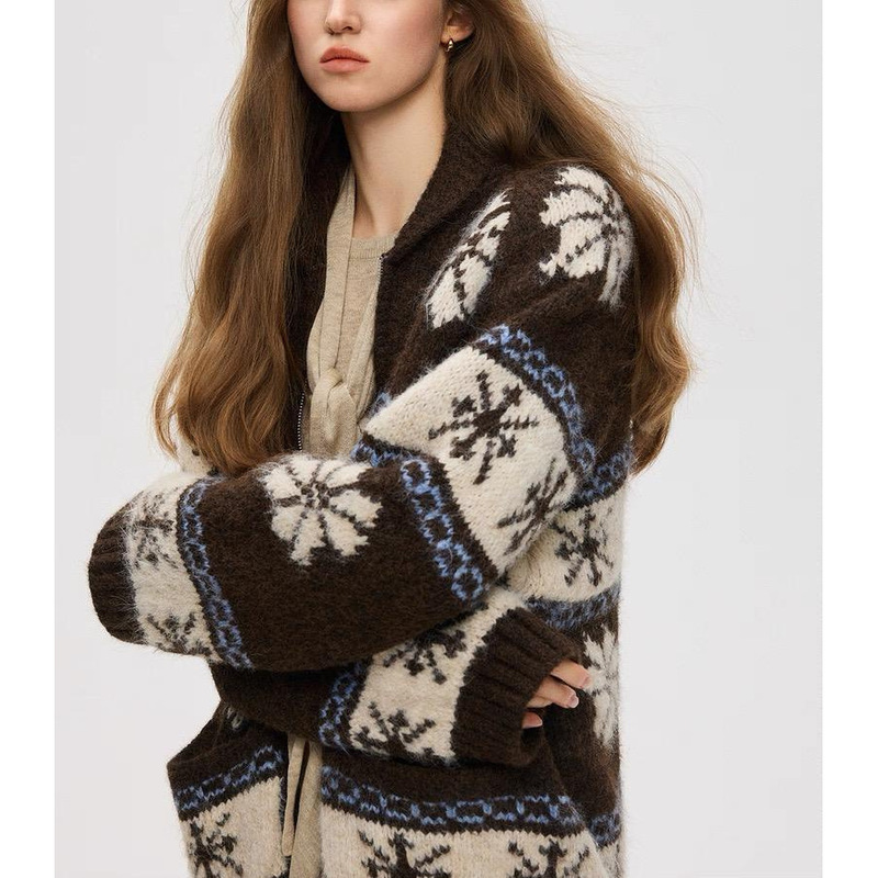 Vintage Japanese-Style Fair Isle Sweater Coat for Women, Autumn and Winter Thickened 2025 New Hooded Soft Knitted Sweater Vintage Japanese-Style Fair Isle Sweater Coat for Women, Autumn and Winter Thickened 2025 New Hooded Soft Knitted Sweater