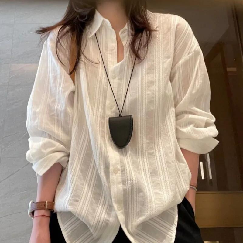 韩系白色竖条纹衬衫女松弛感春夏宽松休闲衬衣长袖防晒上衣外套