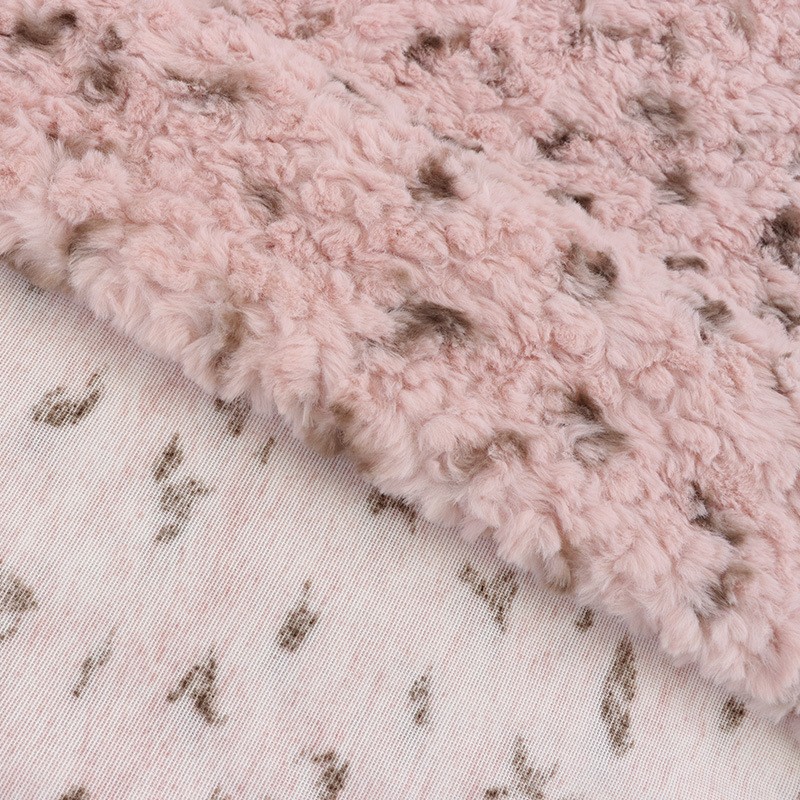 兔毛草莓熊刷花印花布料 服装玩具抱枕鞋帽沙发箱包面料