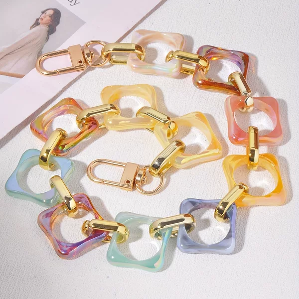 Premium Colored Acrylic Chain with Mouse Design, Heat-Resistant and Non-Fading, Wholesale Chain Bag Charms