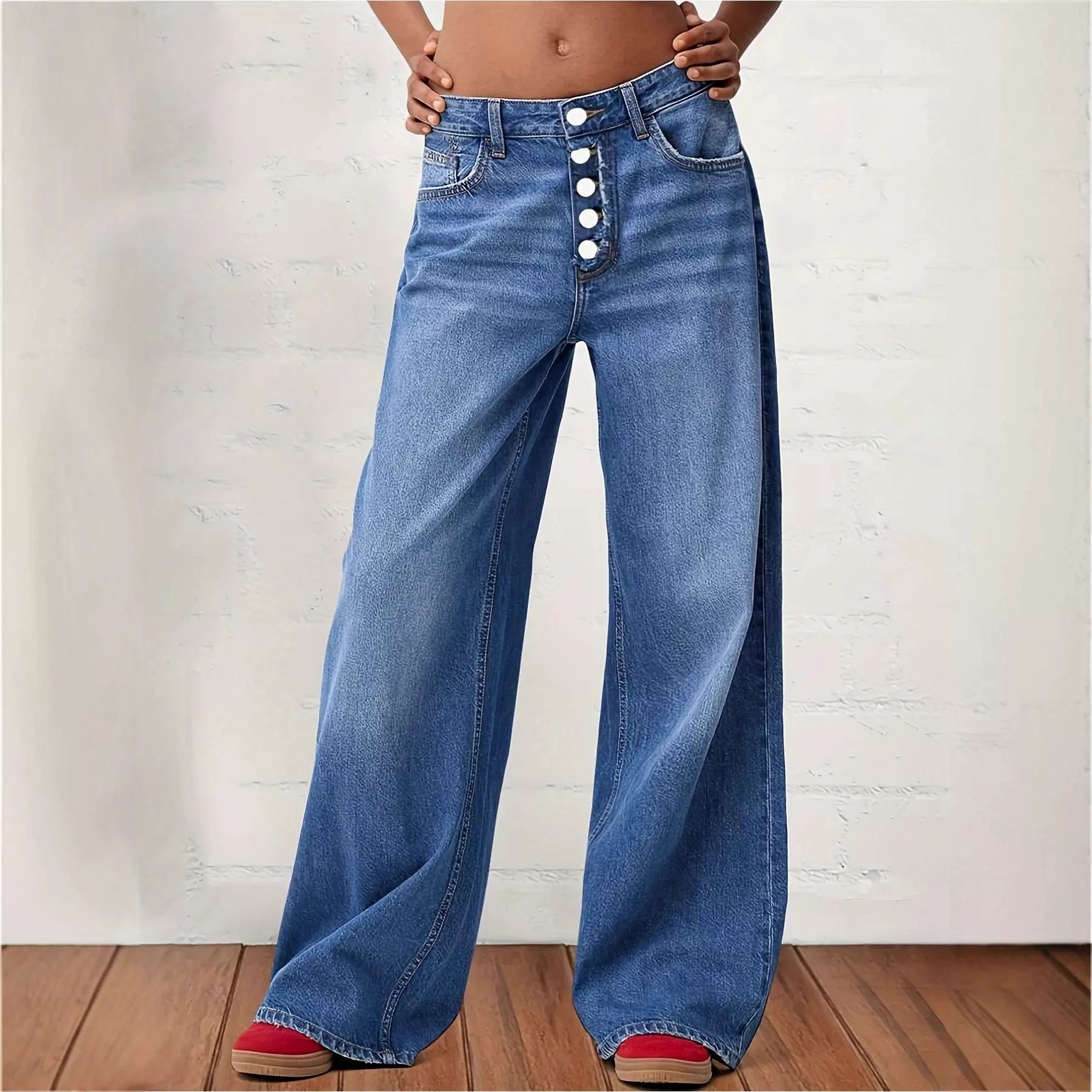 2025 女式大码 多纽扣 休闲直筒牛仔裤  水洗牛仔  宽松时尚