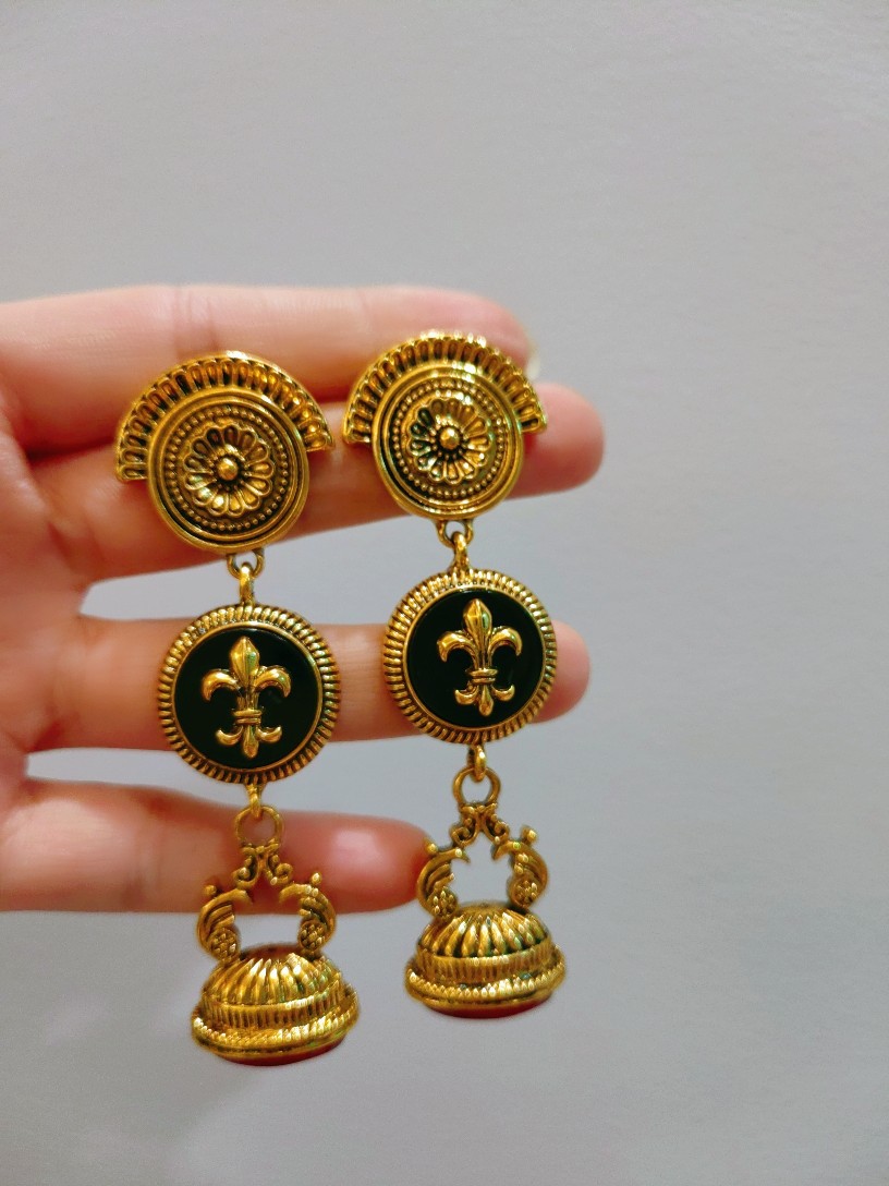 1 Pair Classical Crown Copper Drop Earrings display picture 1