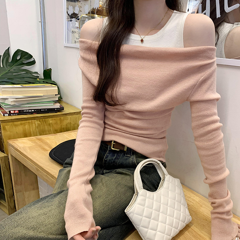 French stitching off-shoulder bottoming sweater women's autumn and winter high-end wear unique beautiful long-sleeve top French stitching off-shoulder bottoming sweater women's autumn and winter high-end wear unique beautiful long-sleeve top