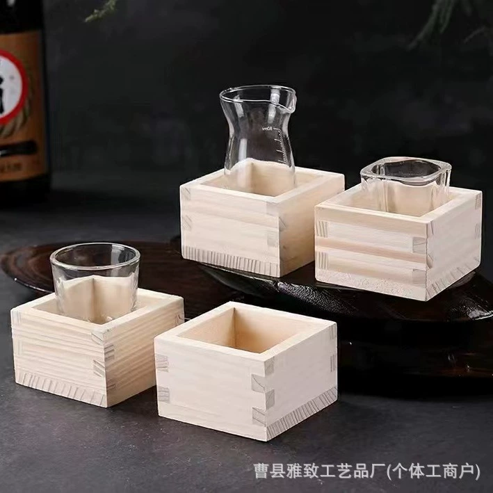 Японская деревянная коробка для хранения бокалов для белого вина
