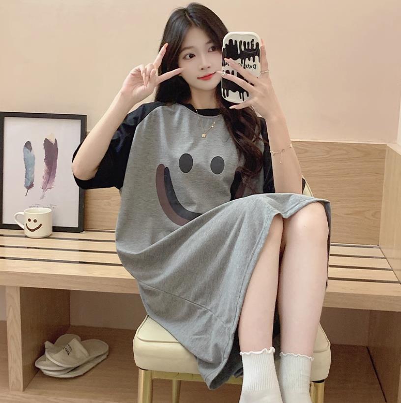 Comercio exterior transfronterizo nuevo estilo suelto niña dibujos animados verano camisón servicio a domicilio letras rojas KT gato pijama dulce y lindo