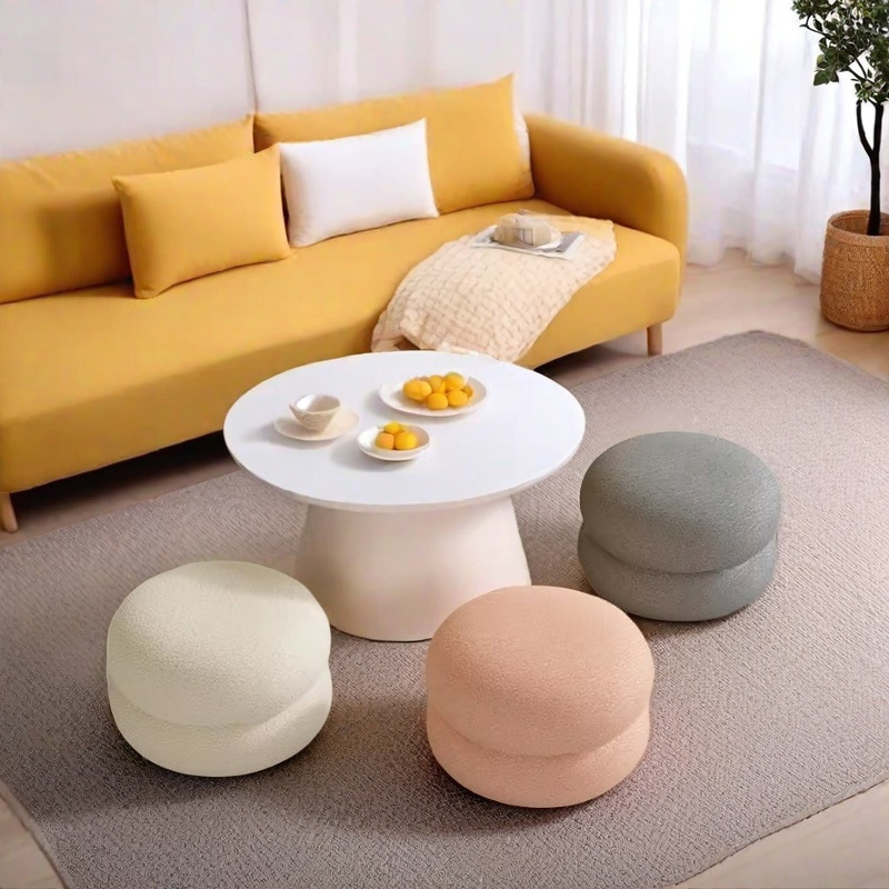 小さい腰掛けの家庭用クリーム風の客間の丸い腰掛けのソファーの腰掛けの低い腰掛けは家に入って靴の腰掛けを換えます。|undefined