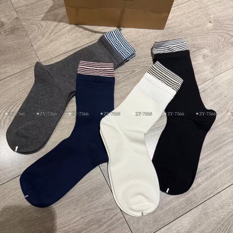 Autumn and Winter Niche Design Double-Layer Flared Stacked Socks with Striped Cotton Socks, Color-Blocking Faux Two-Piece Three-Dimensional Trendy Socks
