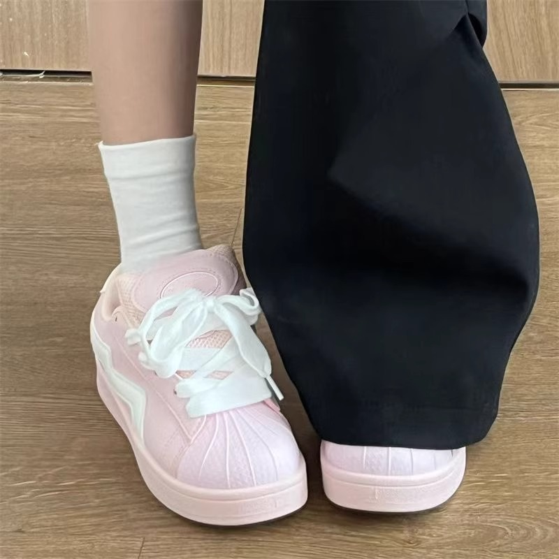 Zapatos de pan de cabeza de conchas rosadas para mujeres ins2026 primavera y verano zapatos universitarios casuales deportivos retro