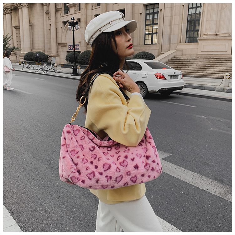 Autumn and winter fashion fluffy commuter big bag 2021 new crossbody female bag wholesalepicture2
