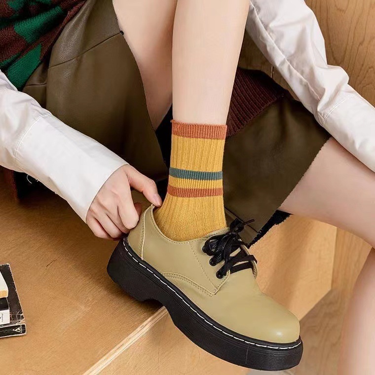 New double needle striped socks for women spring autumn cotton mid-tube socks winter wholesale stockings matching color day women