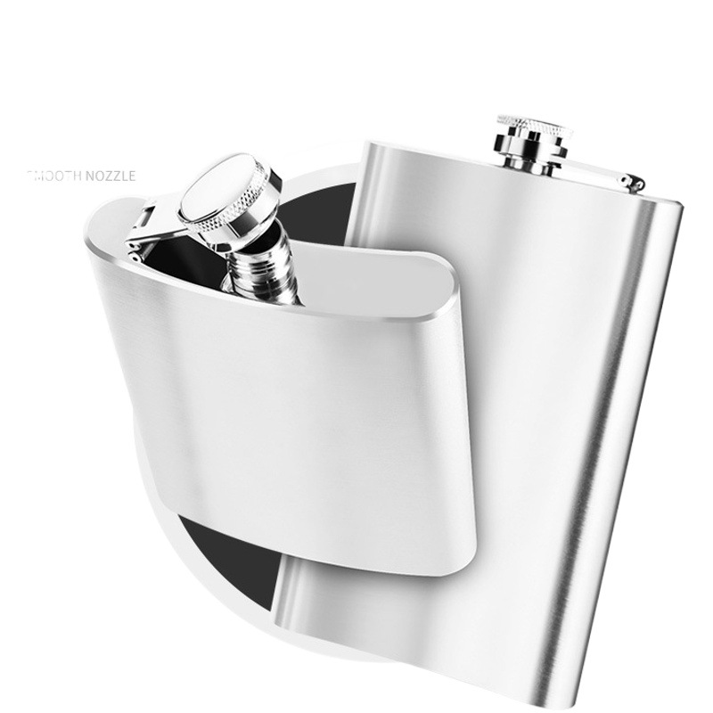 Factory supply 1-18 oz 6oz stainless steel hip flask small hip flask bottle portable outdoor flat metal hip flask