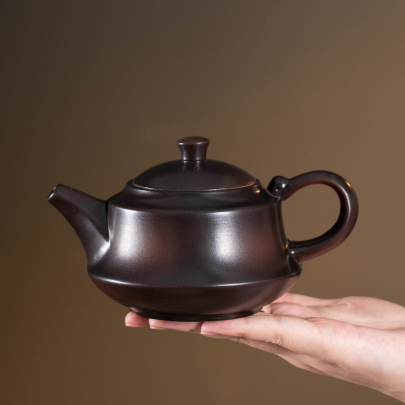Dehua purple clay teapot, handmade teapot, single Xishi teapot, household filter teapot, ceramic tea set Dehua purple clay teapot, handmade teapot, single Xishi teapot, household filter teapot, ceramic tea set