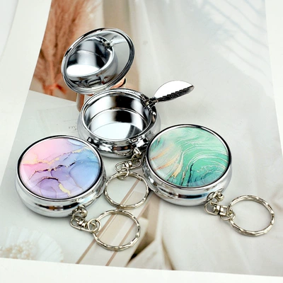 Small Gift, Car ashtray