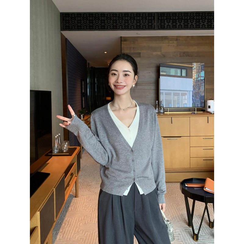 pusumede 复古收藏家 V领假两件针织开衫女宽松气质薄款外套上衣|undefined