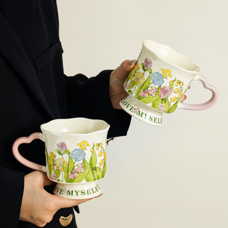 Taza de orquídea de campana de alta calidad taza de cerámica taza de agua de gran capacidad taza de café doméstica de mujer taza de té de oficina