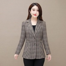 2023新款春秋外套二八月短款格子西服上衣女士西装高档气质妈妈装